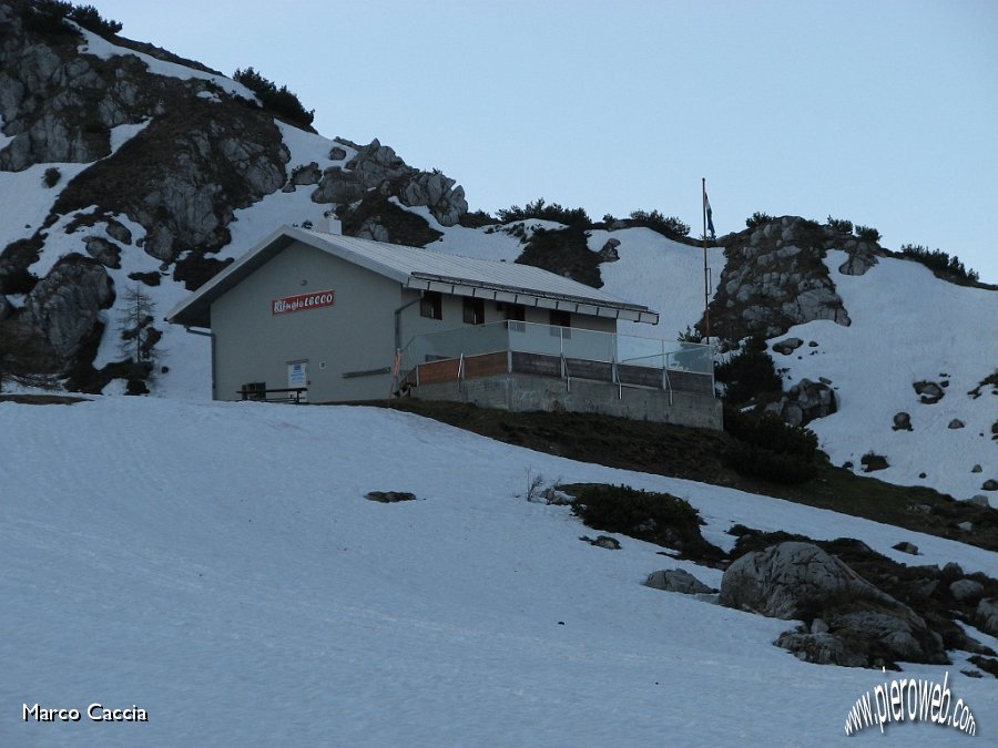 05_Rifugio Lecco.JPG